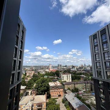 ЖК Женева 71м2, пять окон, газ! Продам квартиру в Центре, ЖК Женева