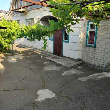 Юності