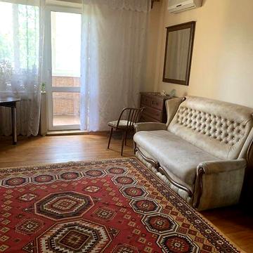 Продаж 1к Квартира Космонавтів вулиця