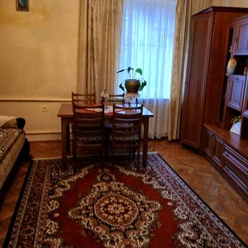 Центр.Продаж 3кім.квартири в Левицького з гаражем.
