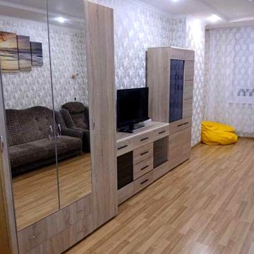 2-к квартира  "жк Викторiя" м.Житомирська.