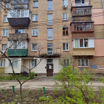Без%. м.Дорогожичі 3 хв пішки. Продаж 3-ї кв. Вул. Олени Теліги 25-Б