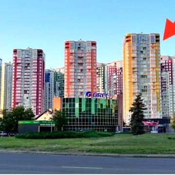 Каховська вул., 56