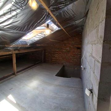 Продаж 2к Квартира Юності 2-й провулок