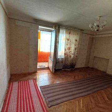 Продається 2-х кімнатна квартира в с-щі Єрки