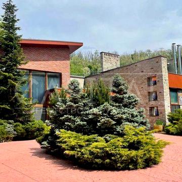 Обухівський