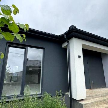 Одно поверховий чистовий будинок, підвал, гараж! Топова еколокація!