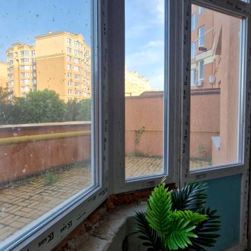 Клубна вул., 10