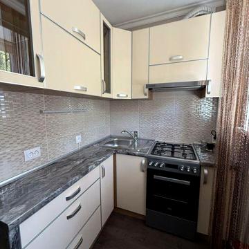 Продам 1-но кімнатну квартиру квартиру в р-ні 12-Школи.