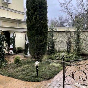 Довгострокова оренда 5к Дім 13 станція Великого Фонтану вулиця