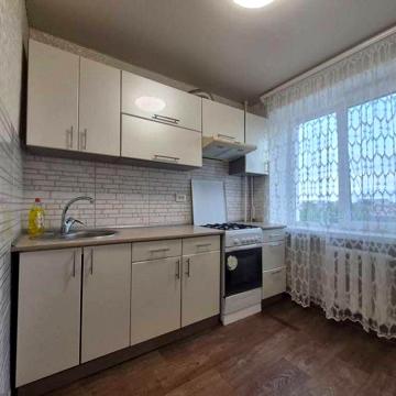1-кімнатна • Центр • Євроремонт • 4 поверх • $28 500