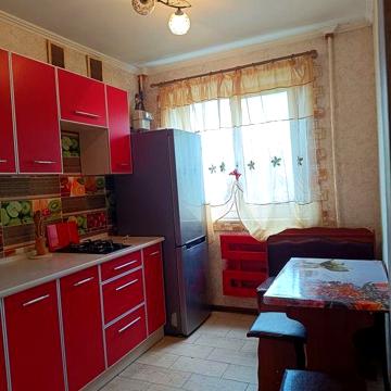 Продаж 2 кімнатної квартири в центрі Чугуєва