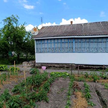 Продам газифікований будинок. Земельна ділянка 23сотки