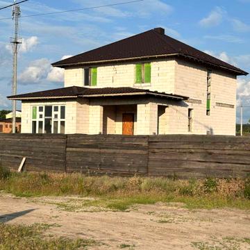 Продам будинок с. Горенка в Центрі р-н Пуща-Водиця