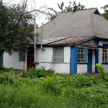 Продам пів будинку район Автомаш