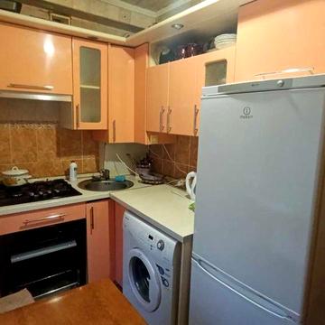 Продам 2-х комнатную на Матросова с АГО, Gala Є-відновлення