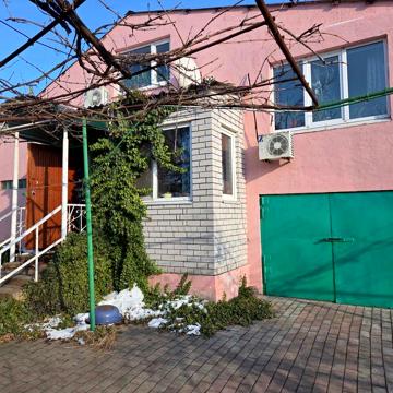 Продам  Кирпичный 2х этажный Дом  Таромское