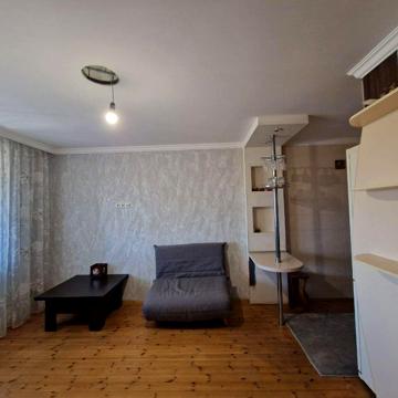 Гвардійська вул., 46
