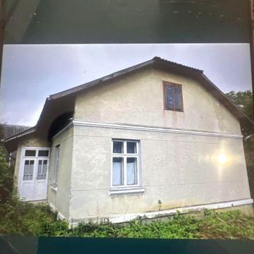 Продаж житлового будинку