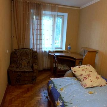 Здається квартира на Космосі