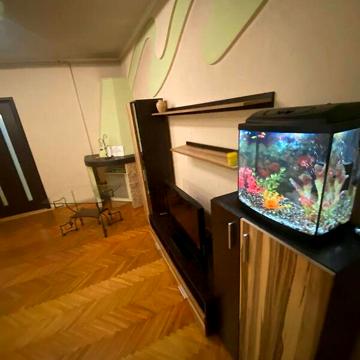 Довгострокова оренда 3к Квартира Соборна площа