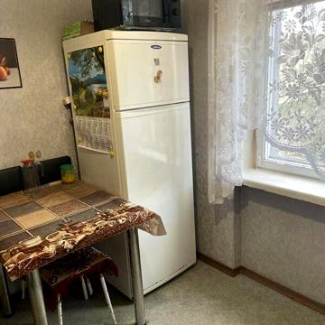 Довгострокова оренда 3к Квартира Янгеля Академіка вулиця