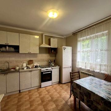 Здам в оренду будинок в Бобриці біля лісу