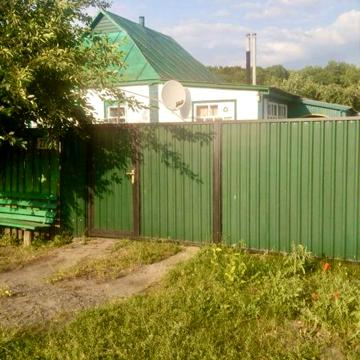 Будинок добротний у селі