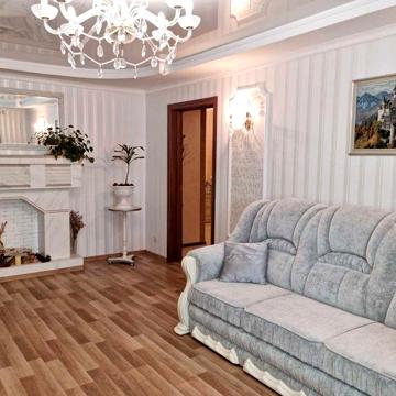 Оренда 2к квартири 98квм станція метро Червоний Хутір  Хвильового 1