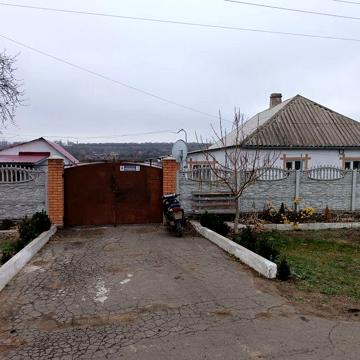 Продам будинок в селі Рівне Новоукраїнського р-н