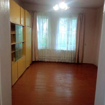 Продається півособняк місто Городенка вул. Тараса Чупринки 20- кв 1.