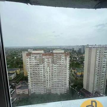 Продам 2-к., Єлизаве́ти Чавда́р 13 , Дарницький р-н.