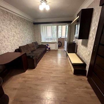 Продам  2х кімнатну квартиру