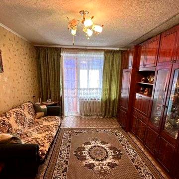 Продам 2-х кімнатну квартиру в центрі міста Мена