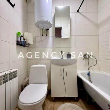 Продаж 1 квартири в Центрі вул. Холодногірська