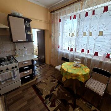 Продається двокімнатна квартира