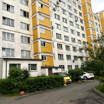 Київ,м.Лісова,3к.квартира 61м2, Шолом-Алейхема 16, хороший стан.