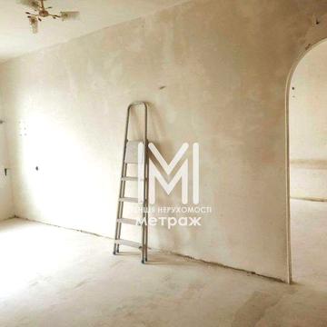 Продам 4к квартиру под чистовую отделку! Залютино! (87568)