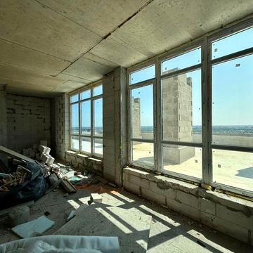 Продаж в самому центрі міста великої квартири з Терасою 100м2