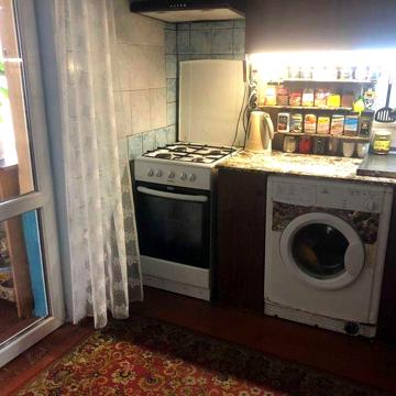 Продається 3-х кімнатна квартира на Мотелі