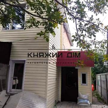 Залісна вул., 31