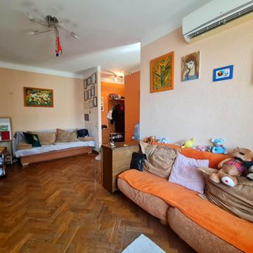 Берестейський просп. (Перемоги), 9