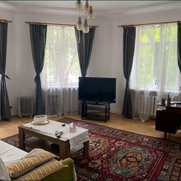 Єврейська вул., 36