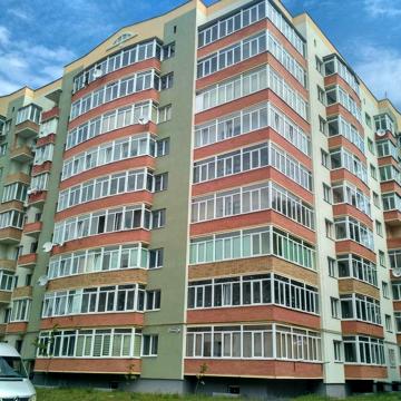 Продам 1 кімнатну квартиру 46 кв.м. м. Новояворівськ!