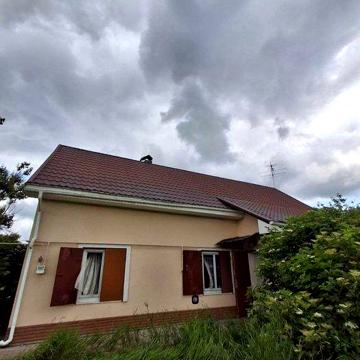 Продам добротний будинок-дачу в с.Півні, Київської обл