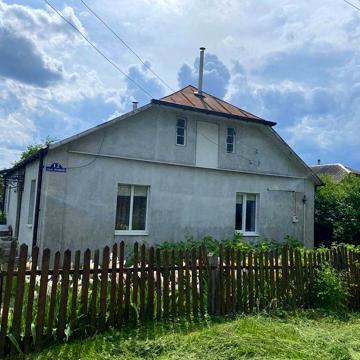 Продам будинок у м.Красилів