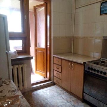 Сдам 1 кв , 1/5 эт с балконом 5 мин метро Армейская