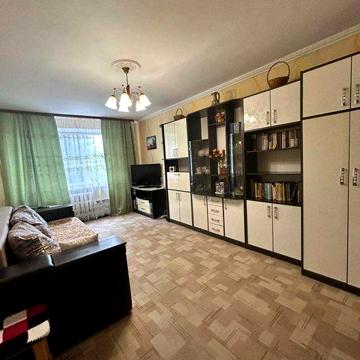 3-кімнатна квартира на майдані Короленка