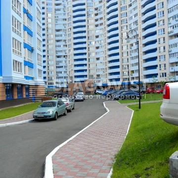 Авіаконструктора Ігоря Сікорського вул. (Танкова), 1