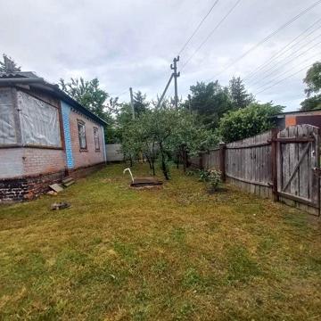Будинок дім хата в селі